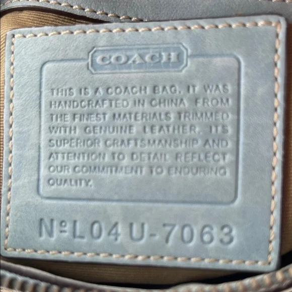 1.18.26 Coach Legacy Jacquard & Blue Suede 👀 11”x8” - Picture 12 of 16